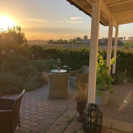 Glimminge Bed & Breakfast Simrishamn Bagian luar foto