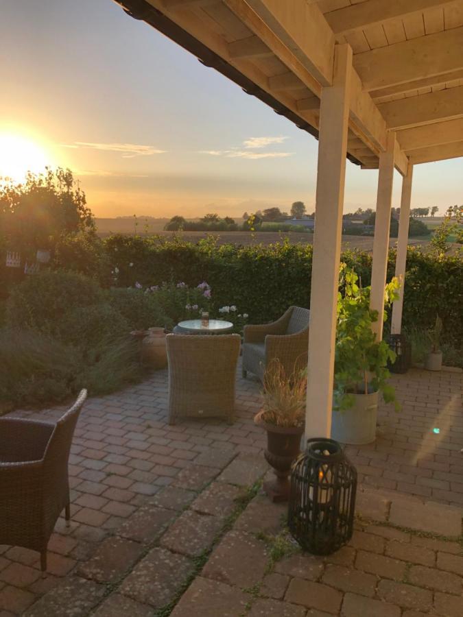 Glimminge Bed & Breakfast Simrishamn Bagian luar foto