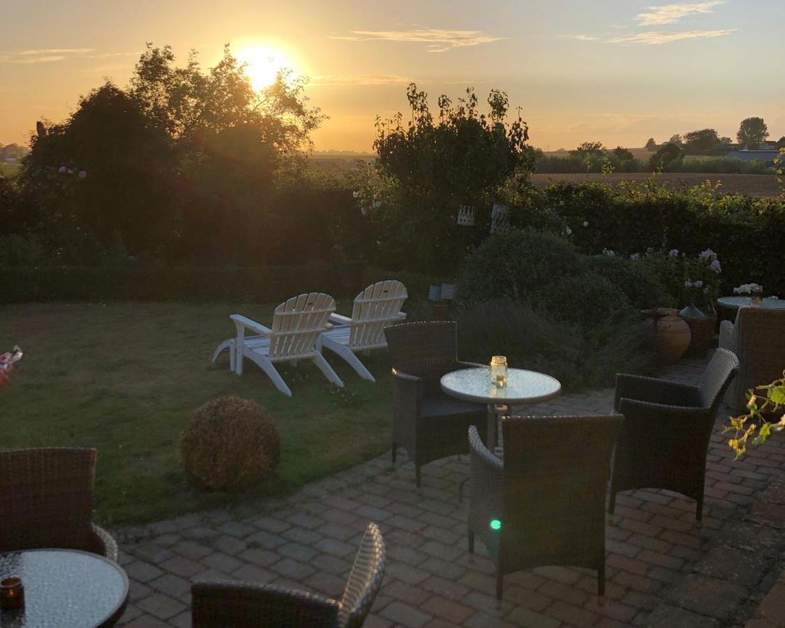 Glimminge Bed & Breakfast Simrishamn Bagian luar foto